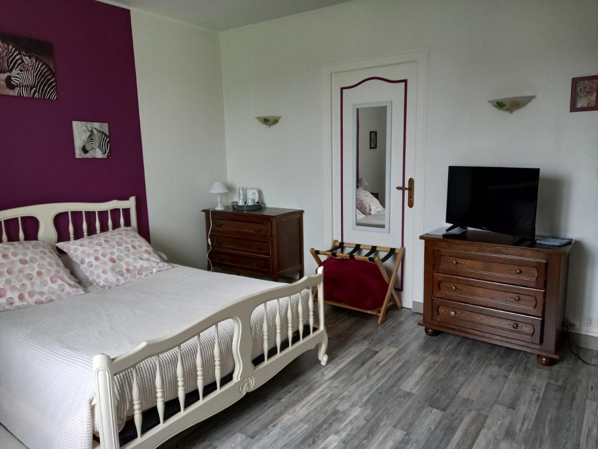 Le Logis De L'Etore Saint-Jean-dʼAngély Bagian luar foto